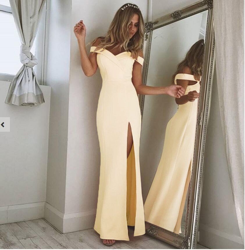 Robe de Cérémonie Ajustée avec Décolleté Plongeant et Fente Jambe