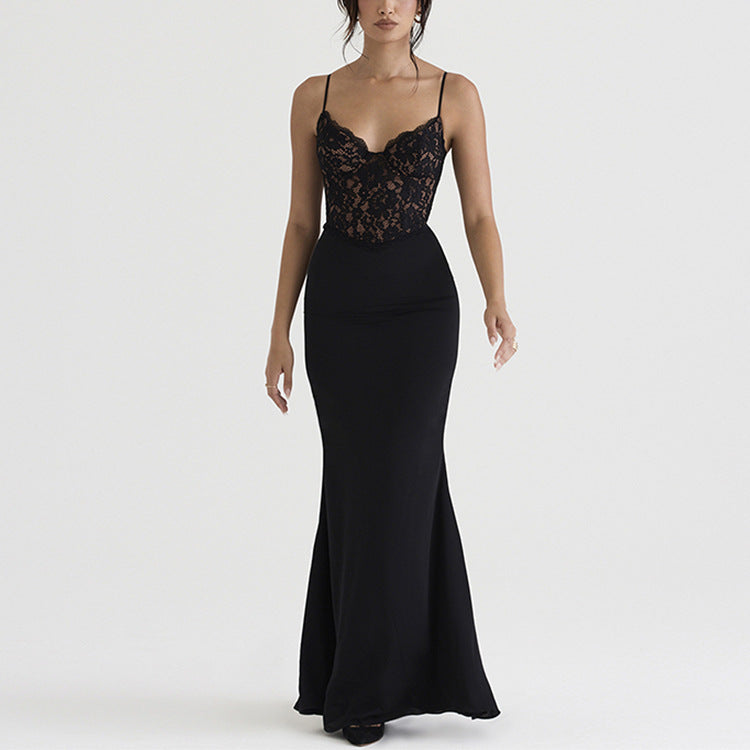 Robe longue en dentelle taille haute et décolleté en V, coupe sirène
