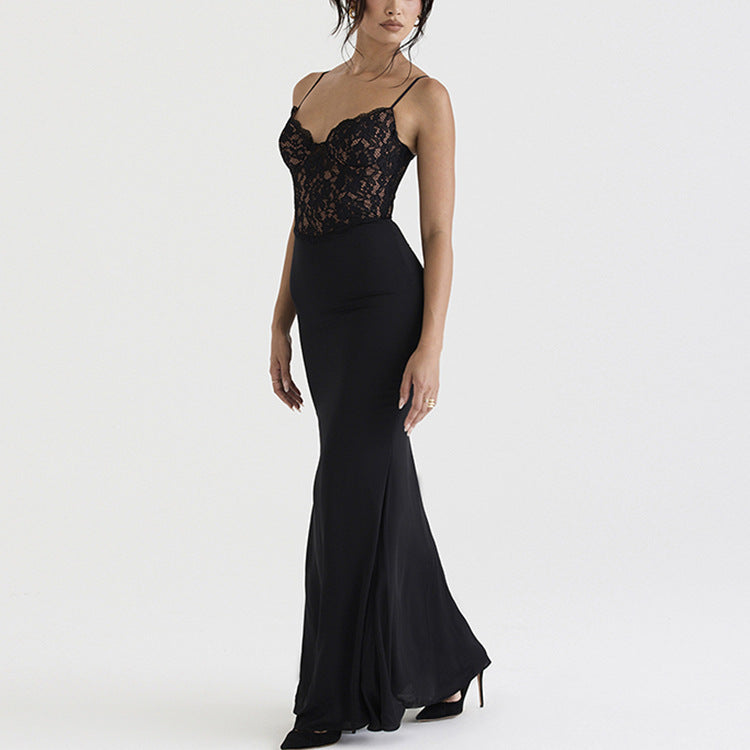Robe longue en dentelle taille haute et décolleté en V, coupe sirène